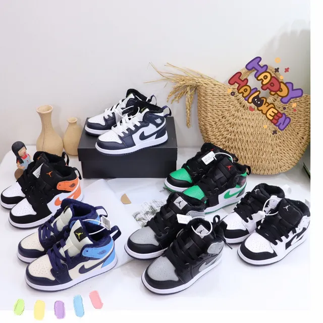 Nike Black White High-Top Padded Collar Basketball Shoes 3