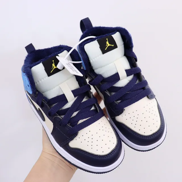 Nike Black White High-Top Padded Collar Basketball Shoes 14