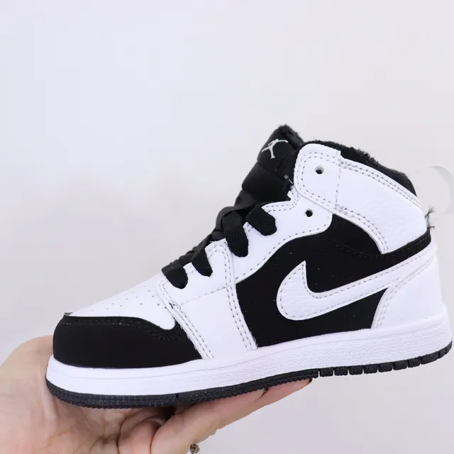 Nike Black White High-Top Padded Collar Basketball Shoes 17
