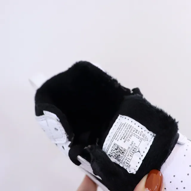 Nike Black White High-Top Padded Collar Basketball Shoes 18