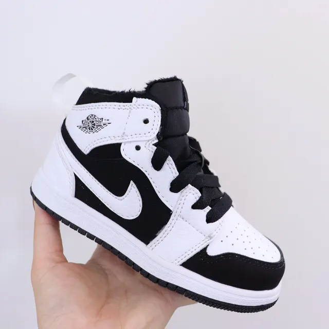 Nike Black White High-Top Padded Collar Basketball Shoes 19