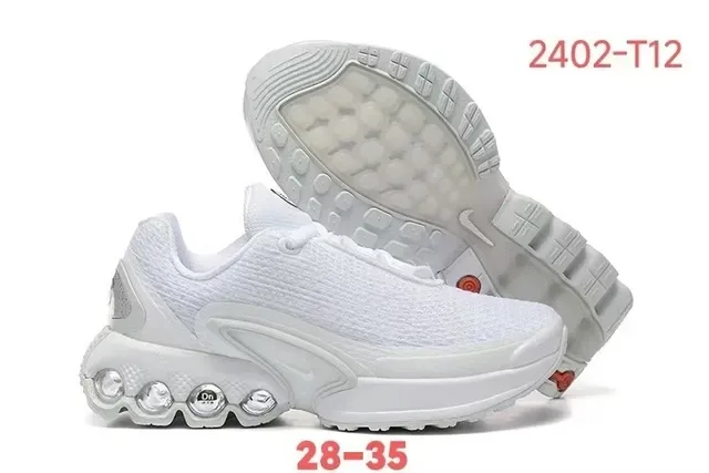 Nike Black White Mesh-Knit Upper Sculpted Wave Midsole Lifestyle Sneakers 5