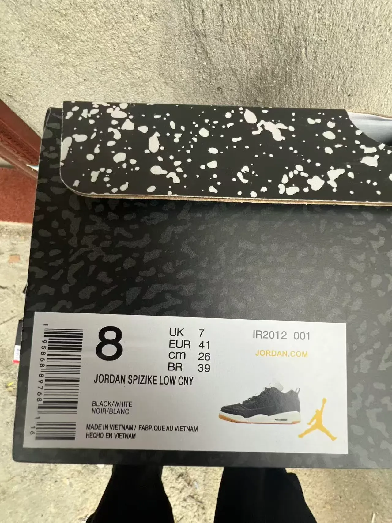 Nike Black White Mesh Upper Gum Rubber Outsole Sneakers 10
