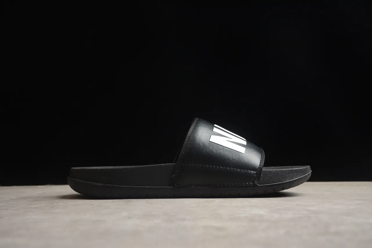 Nike काला सफेद मोल्डेड ईवा सोल सिंगल वाइड स्ट्रैप स्लिपर्स 12