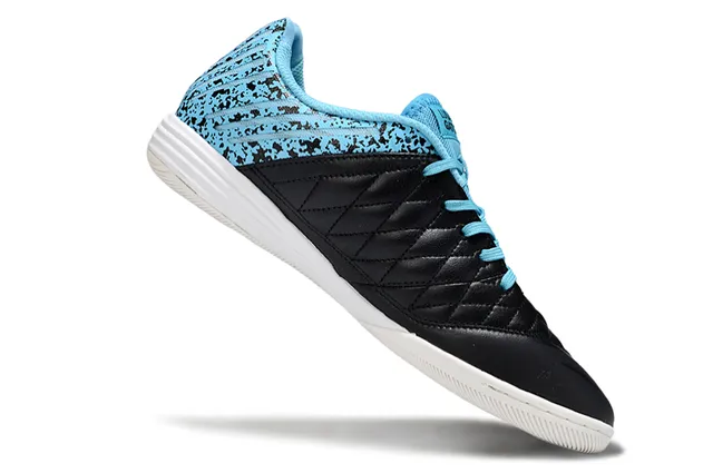 نایک أحذية كرة القدم الداخلية أزرق أسود منقطة Flyknit علوية جلد مبطن غطاء أصابع القدم 2