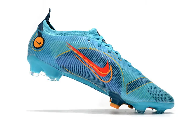 Nike chaussures de football bleu orange à talon bas avec overlay en mesh et synthétique pour terrain ferme 4