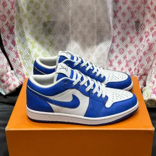 Nike Blue White Low-Top Canvas And Leather Upper Lifestyle Sneakers