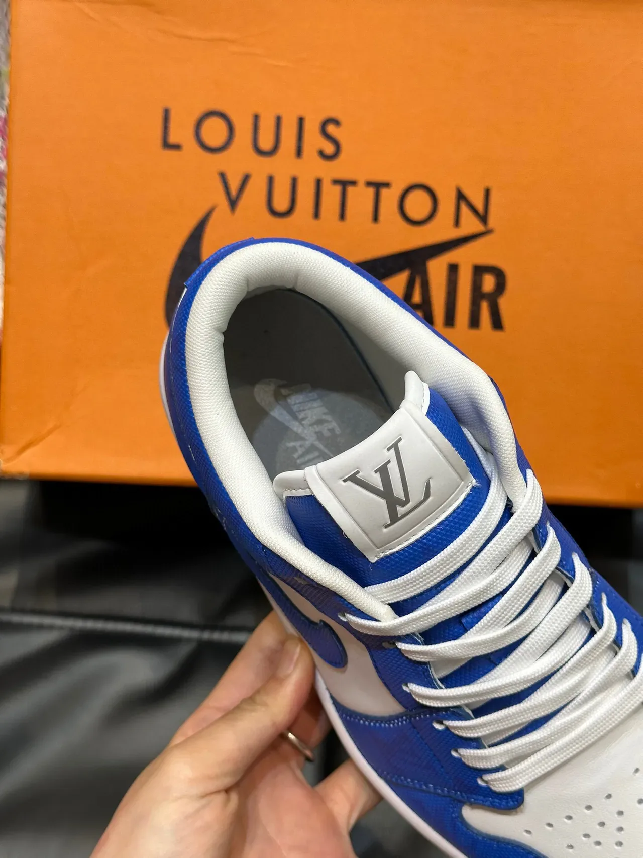 Nike Blue White Low-Top Canvas And Leather Upper Lifestyle Sneakers 7