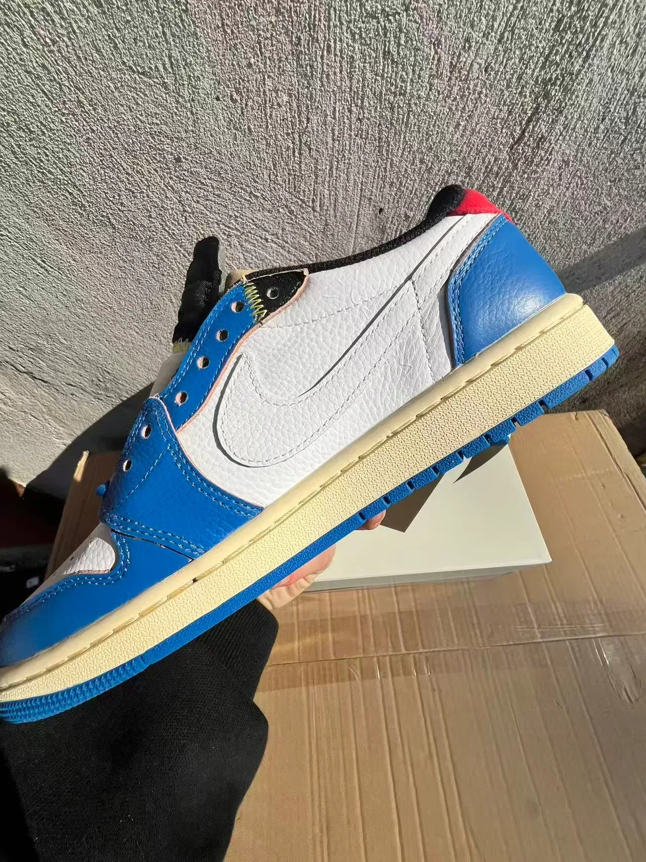 Nike Blue White Low-Top Silhouette Multi-Panel Leather Construction Lifestyle Sneakers 5