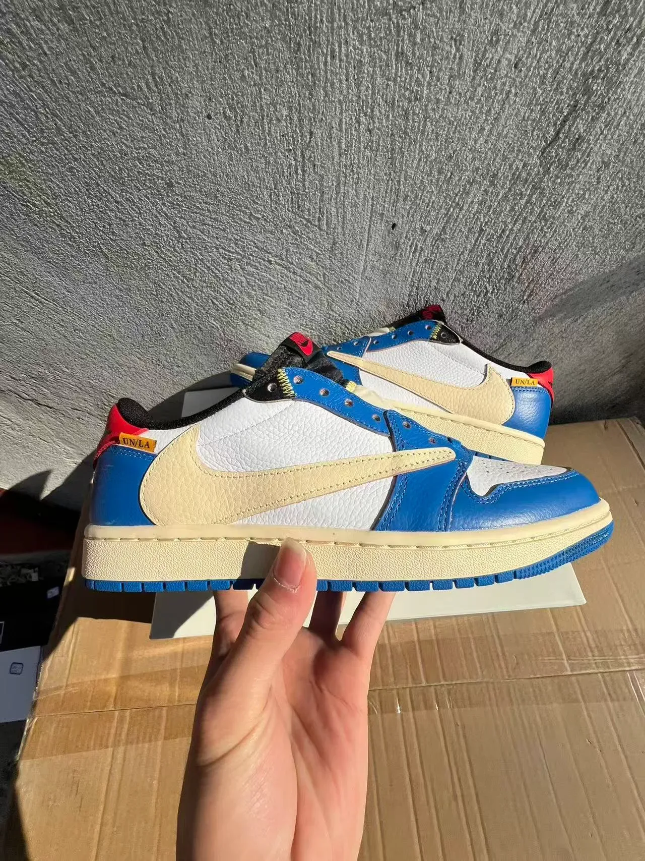 Nike Blue White Low-Top Silhouette Multi-Panel Leather Construction Lifestyle Sneakers 7