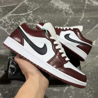 Nike Burgundy Black Low-Top Leather-Paneled Lifestyle Sneakers