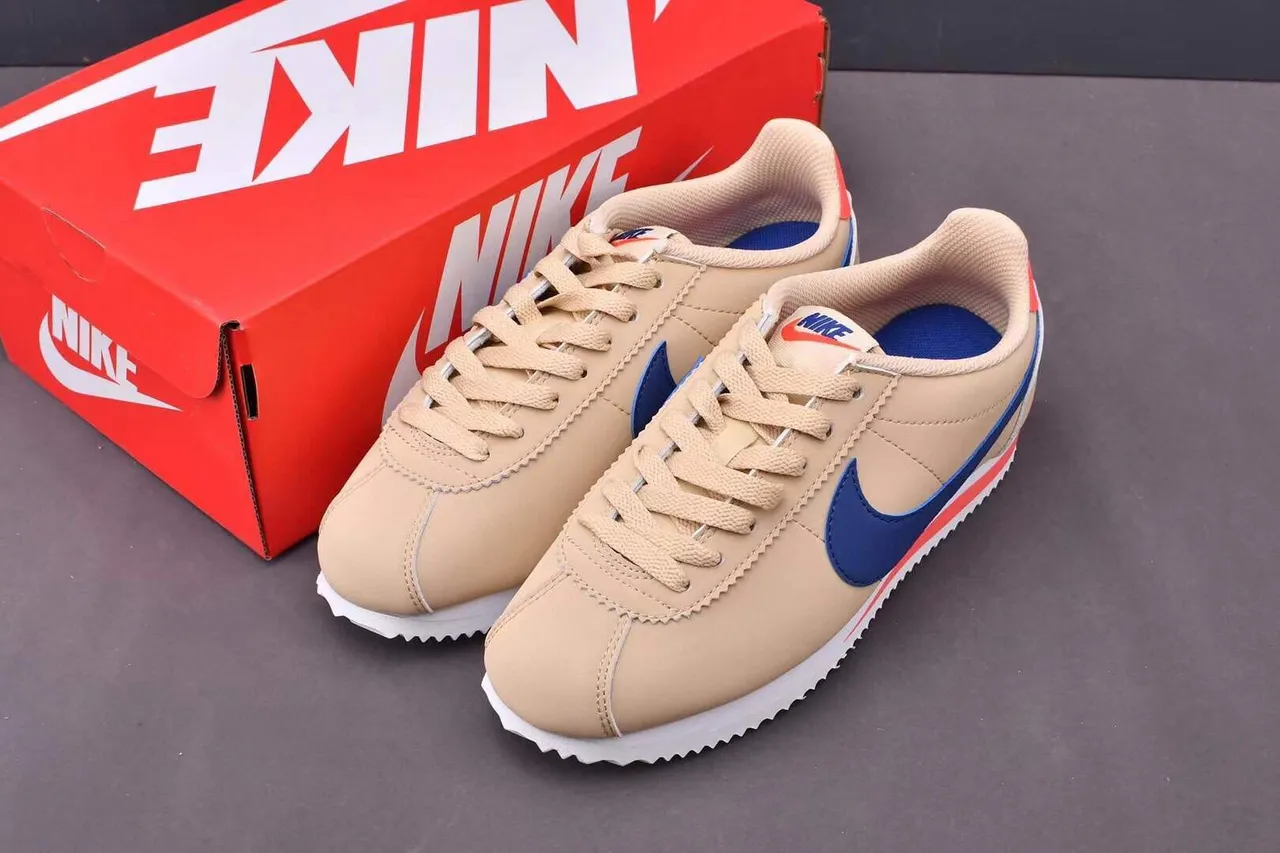 Nike Cortez Beige Navy Red Lifestyle Sneakers 2