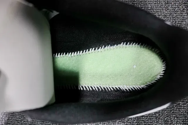 Nike Cortez Tênis Lifestyle Preto e Branco 3