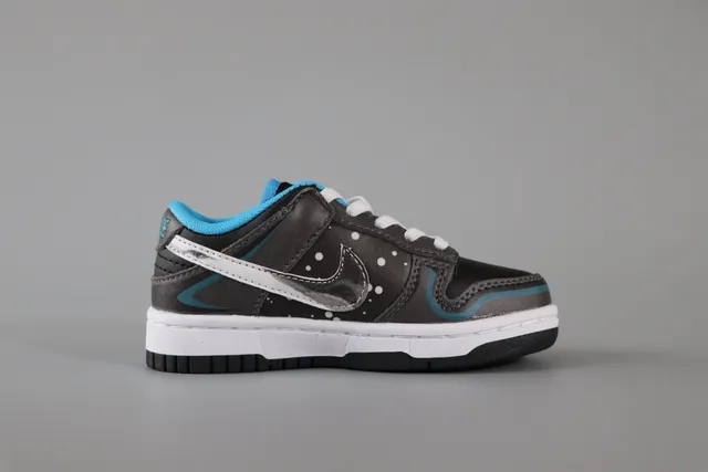 Nike Dunk Low Batman 黑红滑板鞋 3