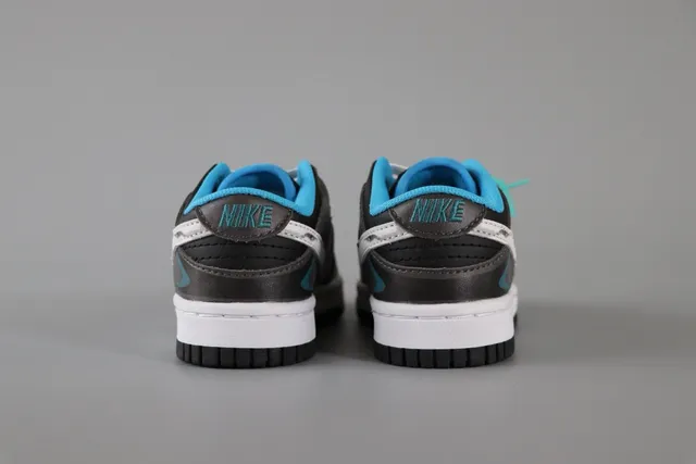 Nike Dunk Low Batman 黑红滑板鞋 4