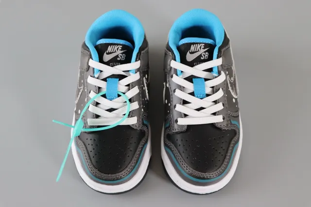 Nike Dunk Low Batman 黑红滑板鞋 6