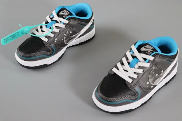 Nike Dunk Low Batman 黑红滑板鞋 7