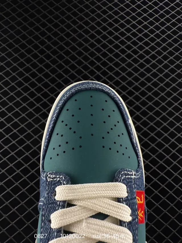 Nike Dunk Low Blue Denim Overlay Snakeskin Swoosh Lifestyle Sneakers 3