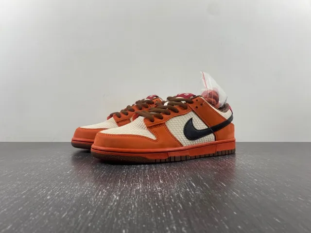 Nike Dunk Low Orange Beige Black Skateboard Shoes 3
