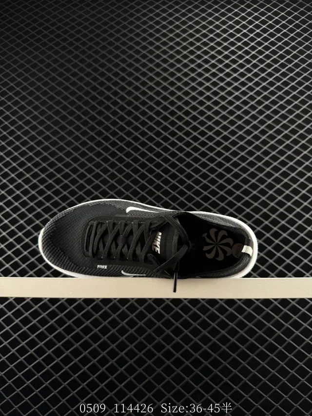 Nike Free Knit Upper Foam Midsole Running Shoes 4