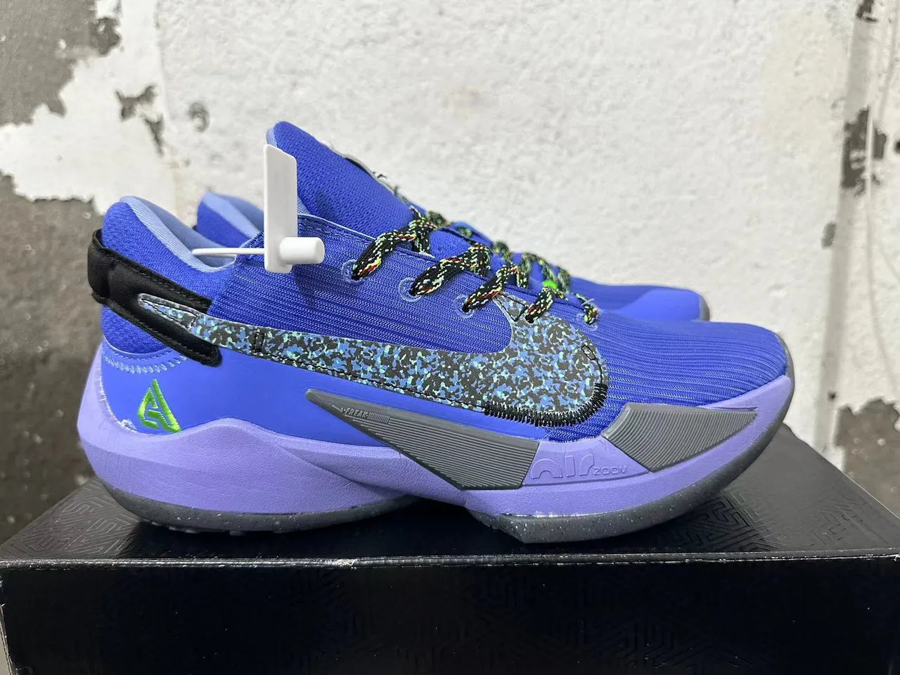 Nike Giannis Second Generation Purple Green Basketball Shoes 4