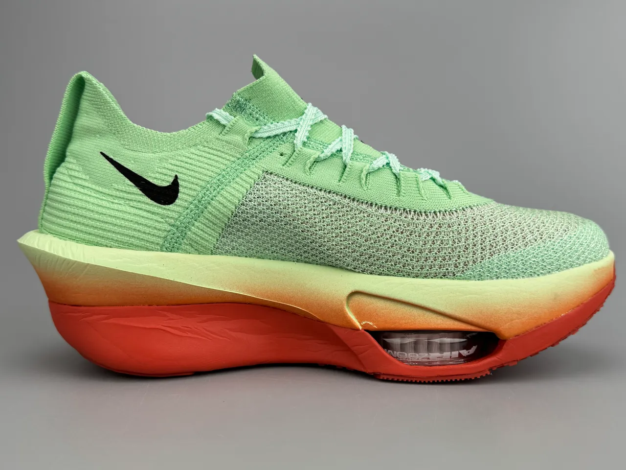 Nike Green Red Knit Upper Gradient Midsole Running Shoes 10