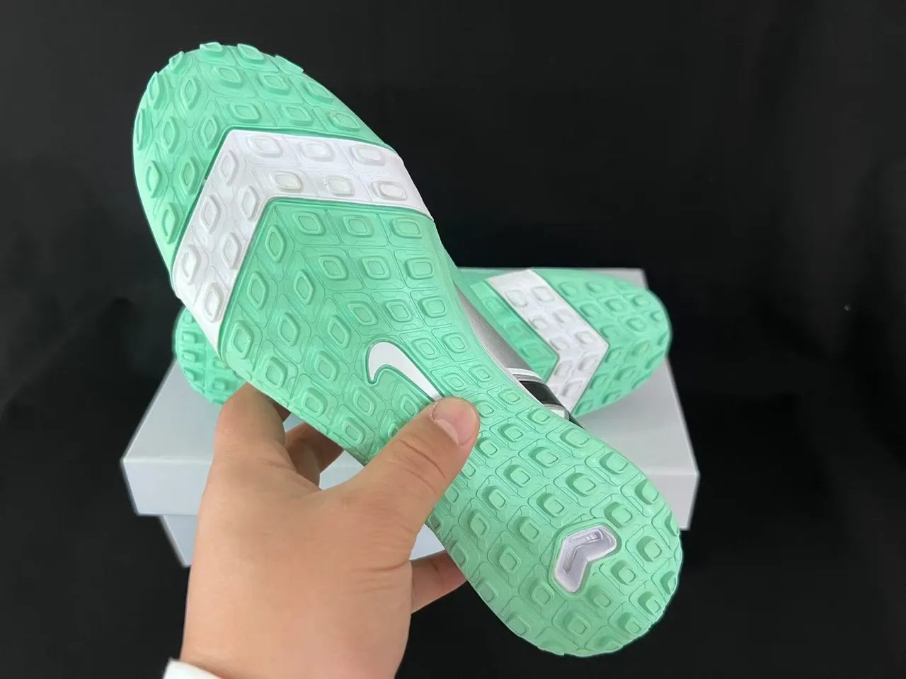 Nike Chaussures de football turf vert blanc upper knit low-cut col style chaussette 2