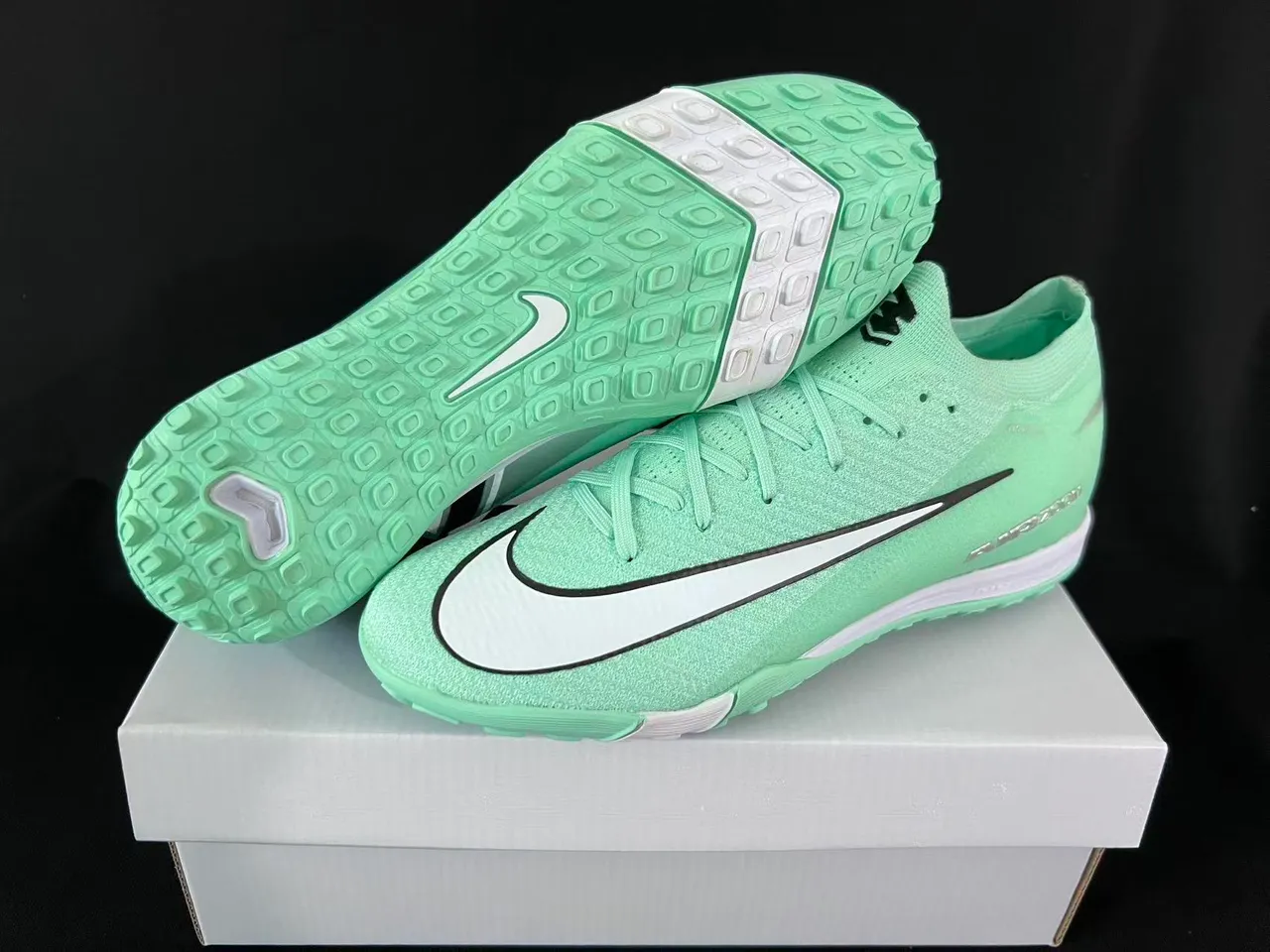 Nike Chaussures de football turf vert blanc upper knit low-cut col style chaussette 8