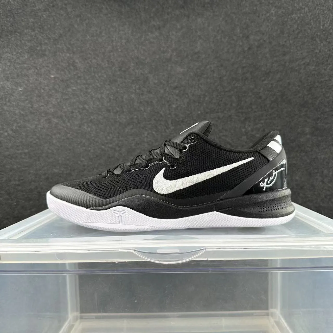 Nike Kobe 8 Black White Basketball Shoes 2