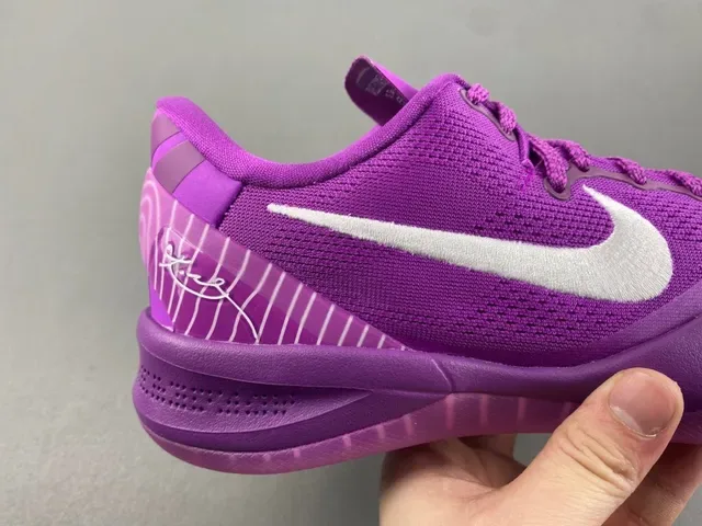 Nike Kobe 紫白针织低帮篮球鞋 2