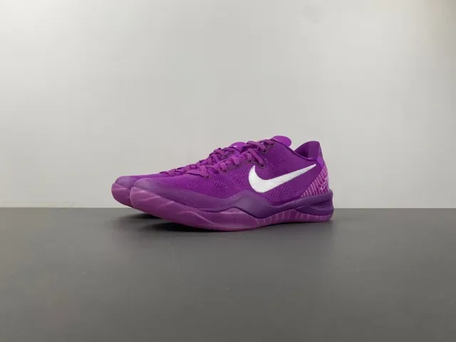 Nike Kobe 紫白针织低帮篮球鞋 12