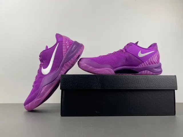 Nike Kobe 紫白针织低帮篮球鞋 16