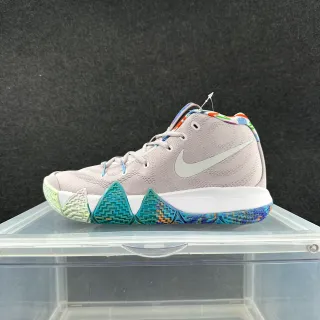Nike Kyrie हल्का भूरा बहुरंगी ज्यामितीय बाहरी तलवा बास्केटबॉल जूते