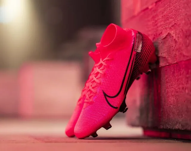 Nike Mercurial Vapor Chaussures de football à crampons pour terrain ferme 7