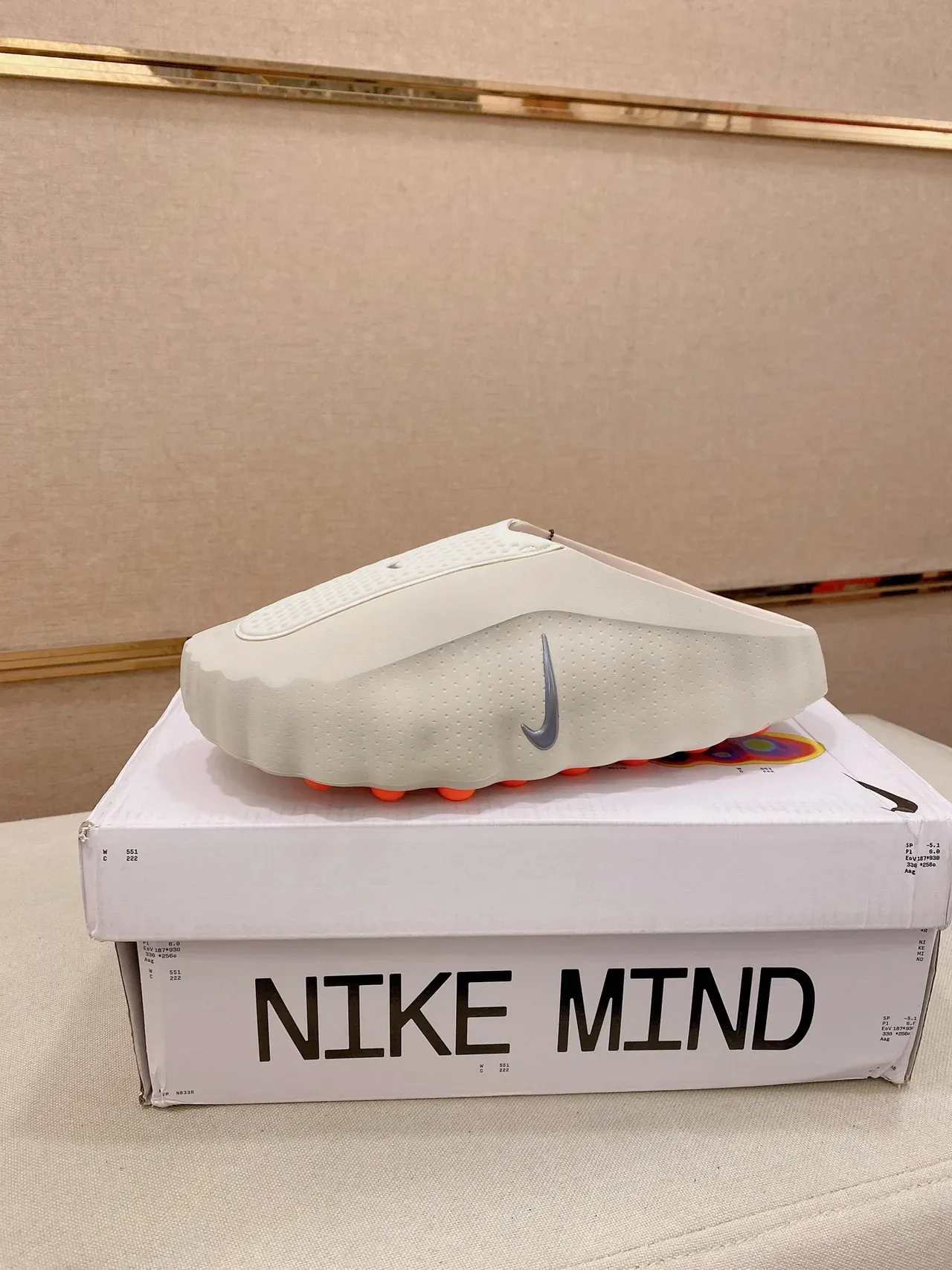 Nike Mind Orange White Molded Wavy Sole Perforated Strap Upper Slippers 14