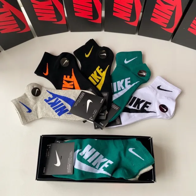 Nike 多色 低帮 踝部 醒目标志印刷 袜子 7