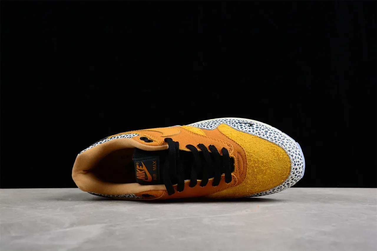 Nike Tênis Lifestyle Low-Top de Camurça com Overlay Speckled em Laranja Bege 13