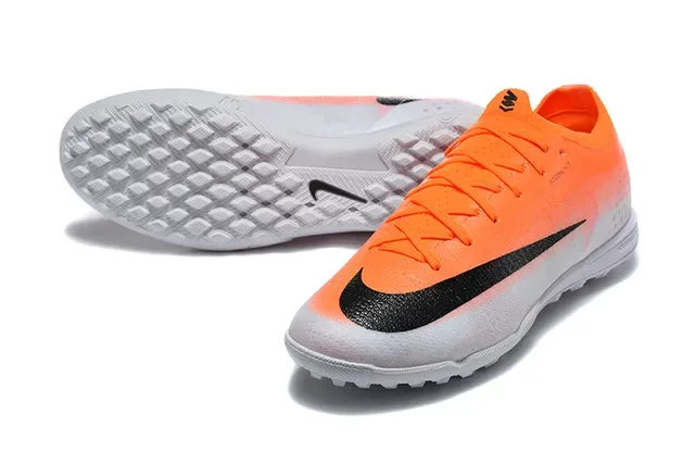 Nike Chaussures de Football Turf Orange et Noir Low-Cut Knit Upper Gradient Fade 6