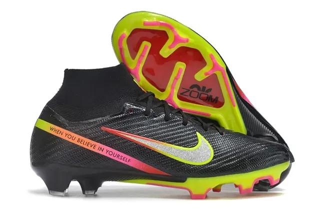 Nike Phantom GT Noir Multicolore Haut-Coupé Ajusté Chaussette Supérieur Terrain Firme Chaussures de Football 1