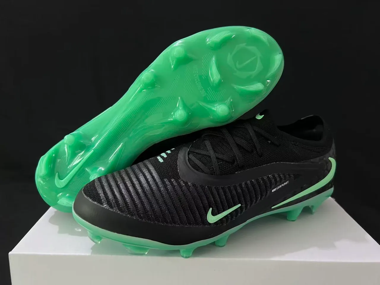 Nike Phantom GT Black Neon Green Firm-Ground Soccer Shoes 8