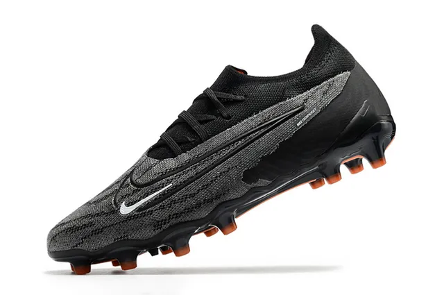 Nike Phantom GT Black Orange Low-Cut Knit Upper Structural Overlays Firm-Ground Soccer Shoes 3
