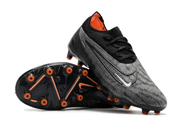 Nike Phantom GT Black Orange Low-Cut Knit Upper Structural Overlays Firm-Ground Soccer Shoes 4