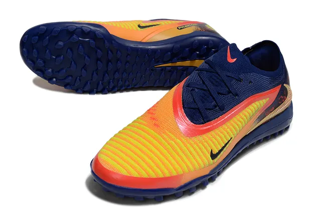 Nike Phantom GT Blue Multicolor Knit Upper Gradient Forefoot Turf Soccer Shoes 4