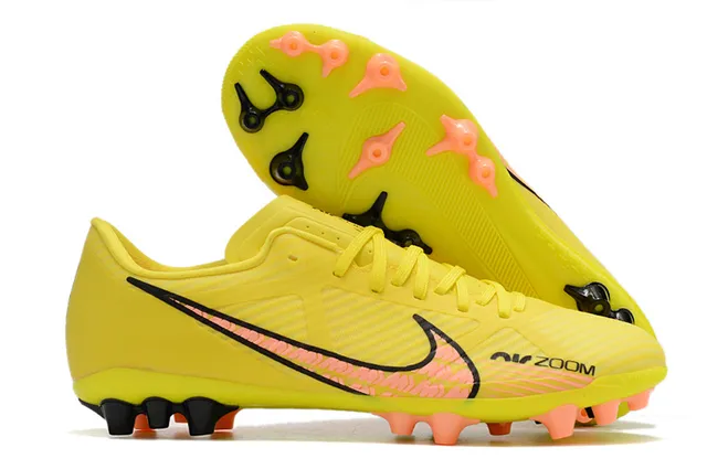 Nike Phantom GT Marron Blanc Métallique Cuivre Tige Synthétique Swoosh Accent Chaussures de Football Firm-Ground 6