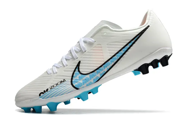 Nike Phantom GT Marron Blanc Métallique Cuivre Tige Synthétique Swoosh Accent Chaussures de Football Firm-Ground 11