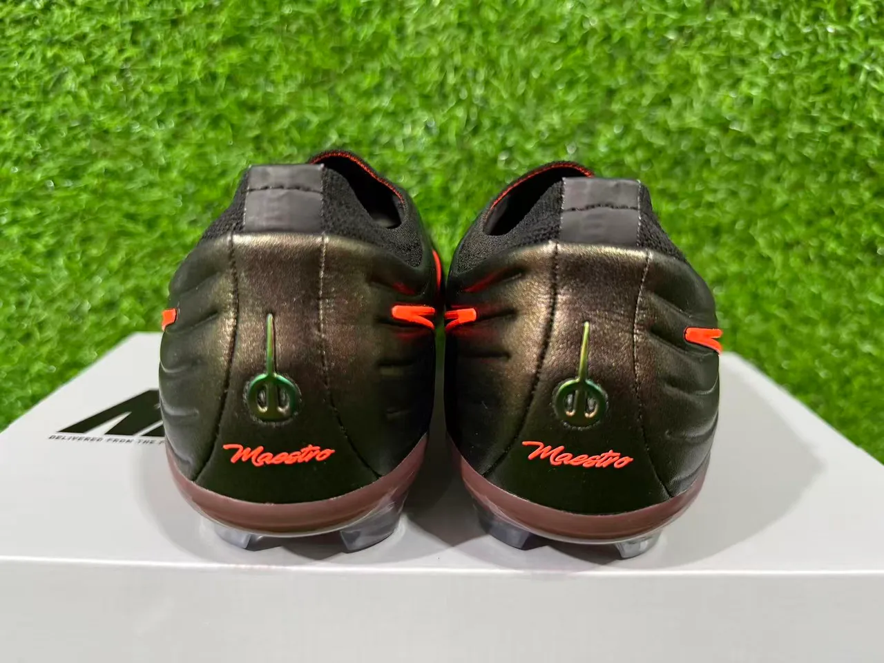 Nike Phantom GT بوردو أسود باترون موجي الجزء العلوي الصناعي أحذية كرة القدم للأرض الصلبة 2
