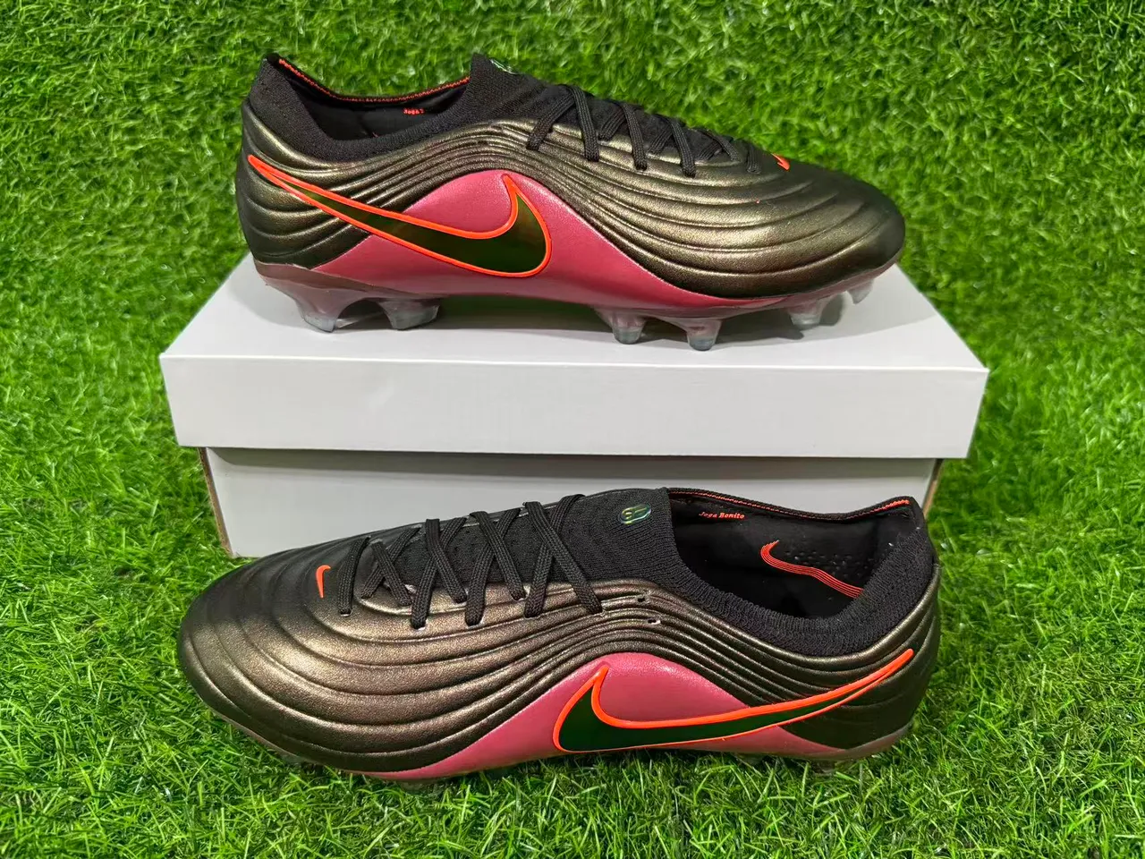 Nike Phantom GT بوردو أسود باترون موجي الجزء العلوي الصناعي أحذية كرة القدم للأرض الصلبة 9