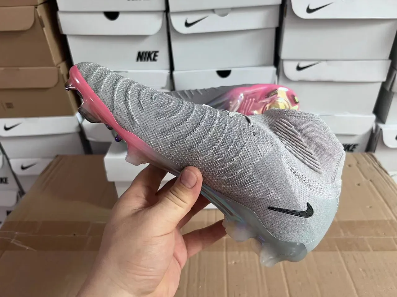 Nike Phantom GT Iridescent Gray Chaussures de football sol ferme 3