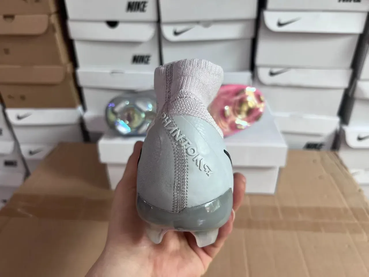 Nike Phantom GT Iridescent Gray Chaussures de football sol ferme 8