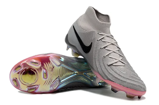 Nike Phantom GT Iridescent Gray Chaussures de football sol ferme 12